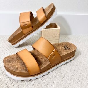 Reef Cushion Vista Hi Platform Sandals Women’s 8.5 Comfort Slide Beach Casual